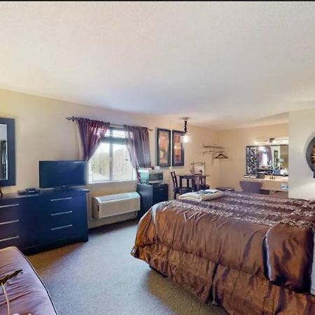 Suite Dreams 101 - Tradewinds Eureka Springs Exterior photo