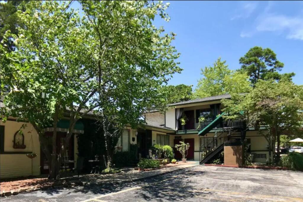 Suite Dreams 101 - Tradewinds Eureka Springs Exterior photo